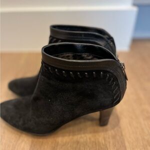 Aquatalia Suede Leather Boots – Made in Italy, Size 8.5